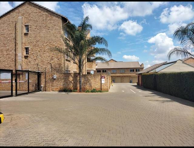 3 BEDROOM PROPERTY TO RENT IN CELTISDAL